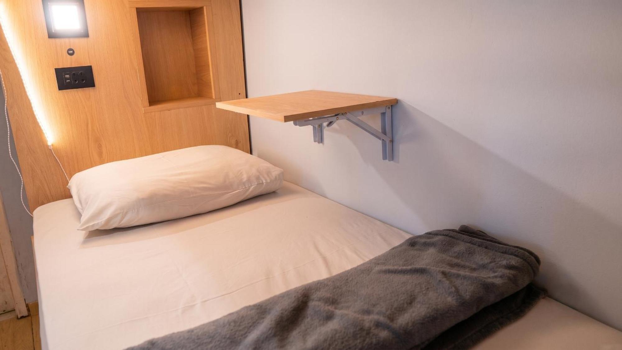 Bed 12-Bed Mixed Dormitory Room